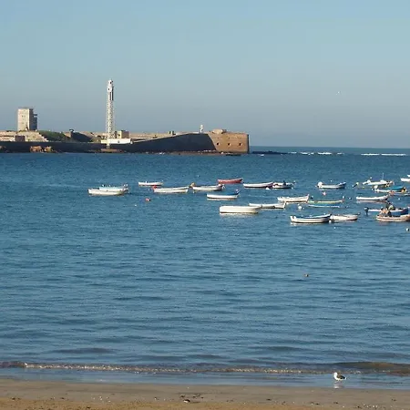 Descubrehome Playa De La Caleta Cadiz